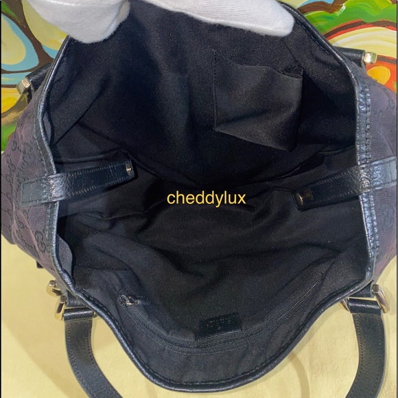 🖤🖤🖤Authentic Gucci Black Bag - Picture 8 of 13